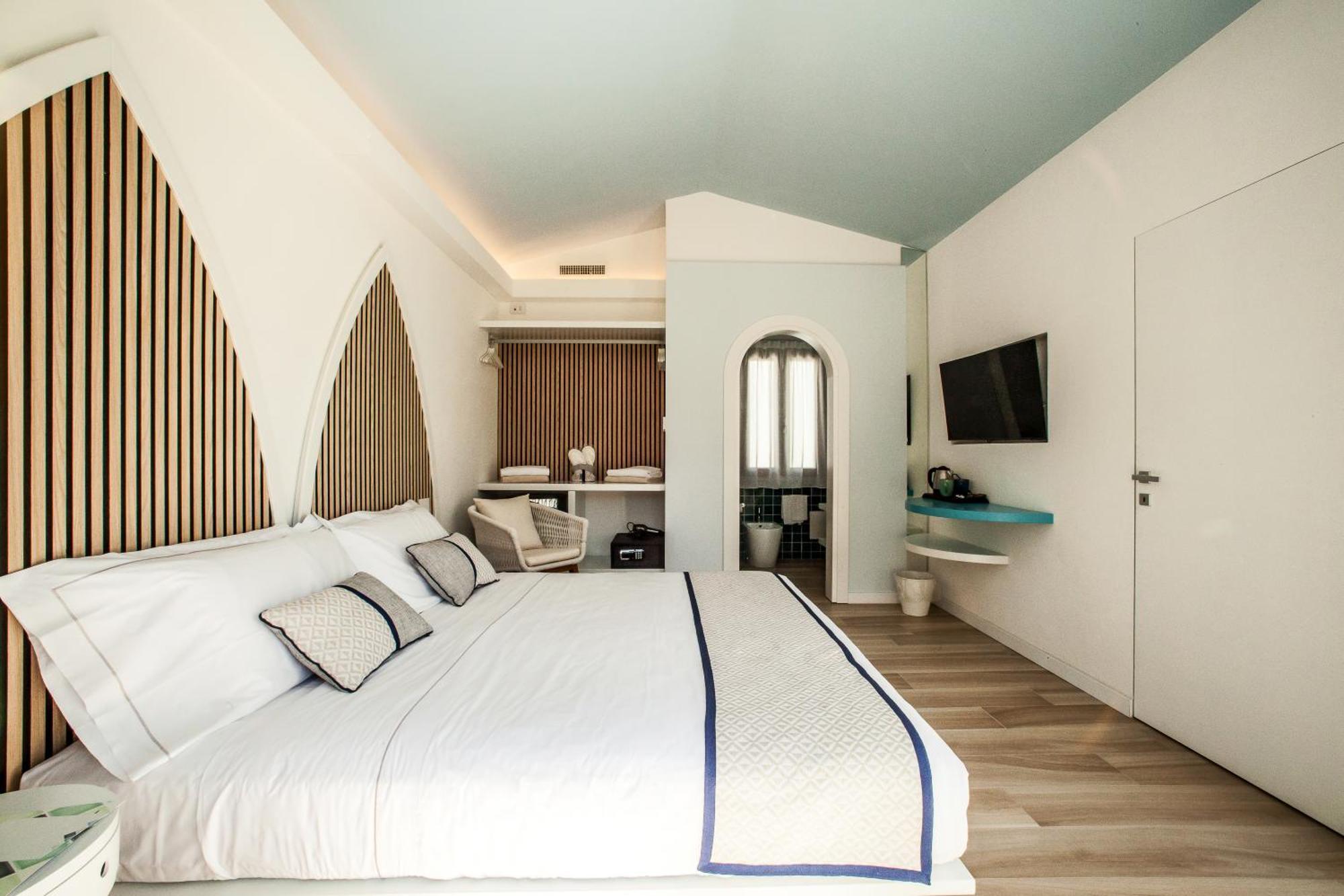 Hotel New Barcavela سانتا مارغريتا دي المظهر الخارجي الصورة